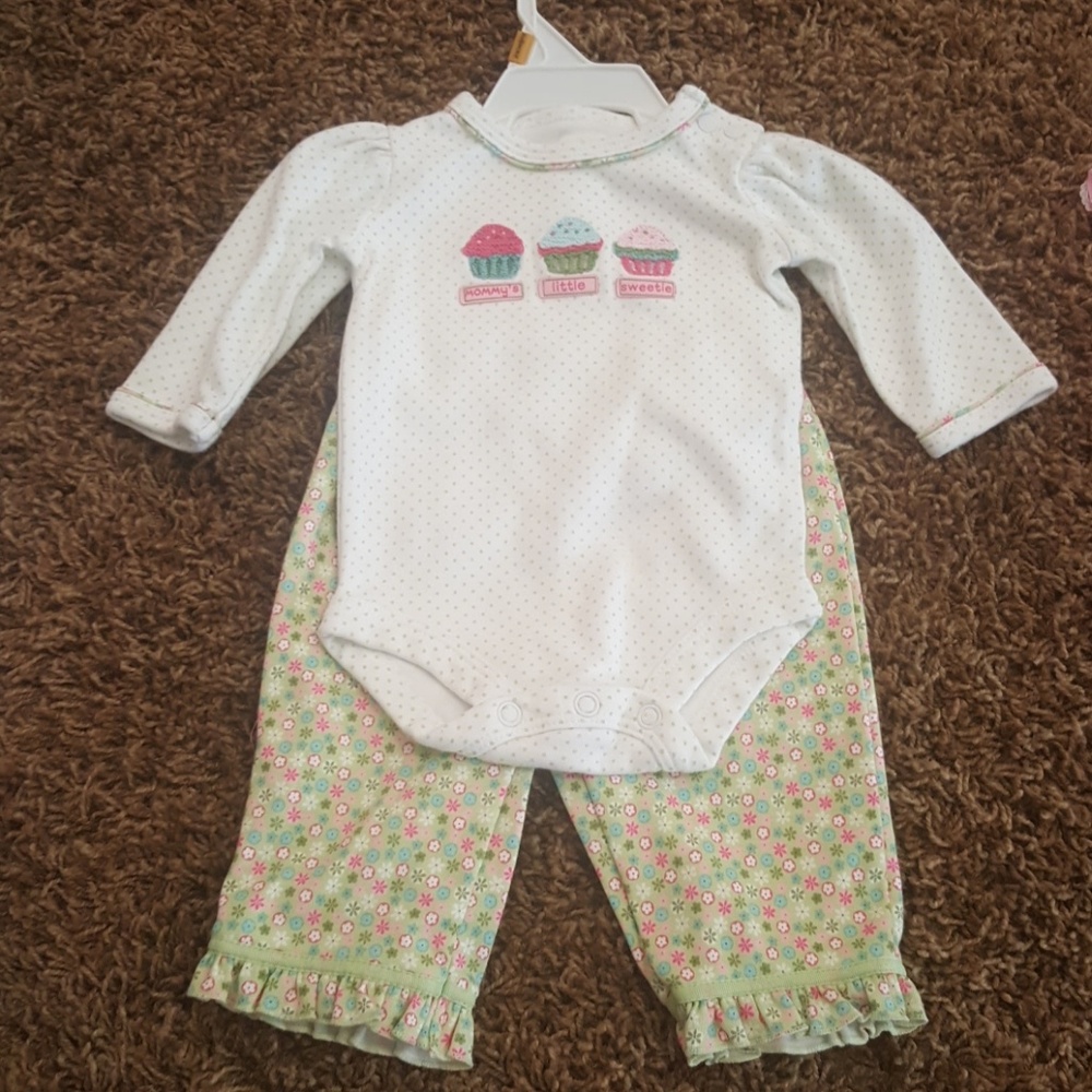 ❌SOLD❌Baby girl outfit